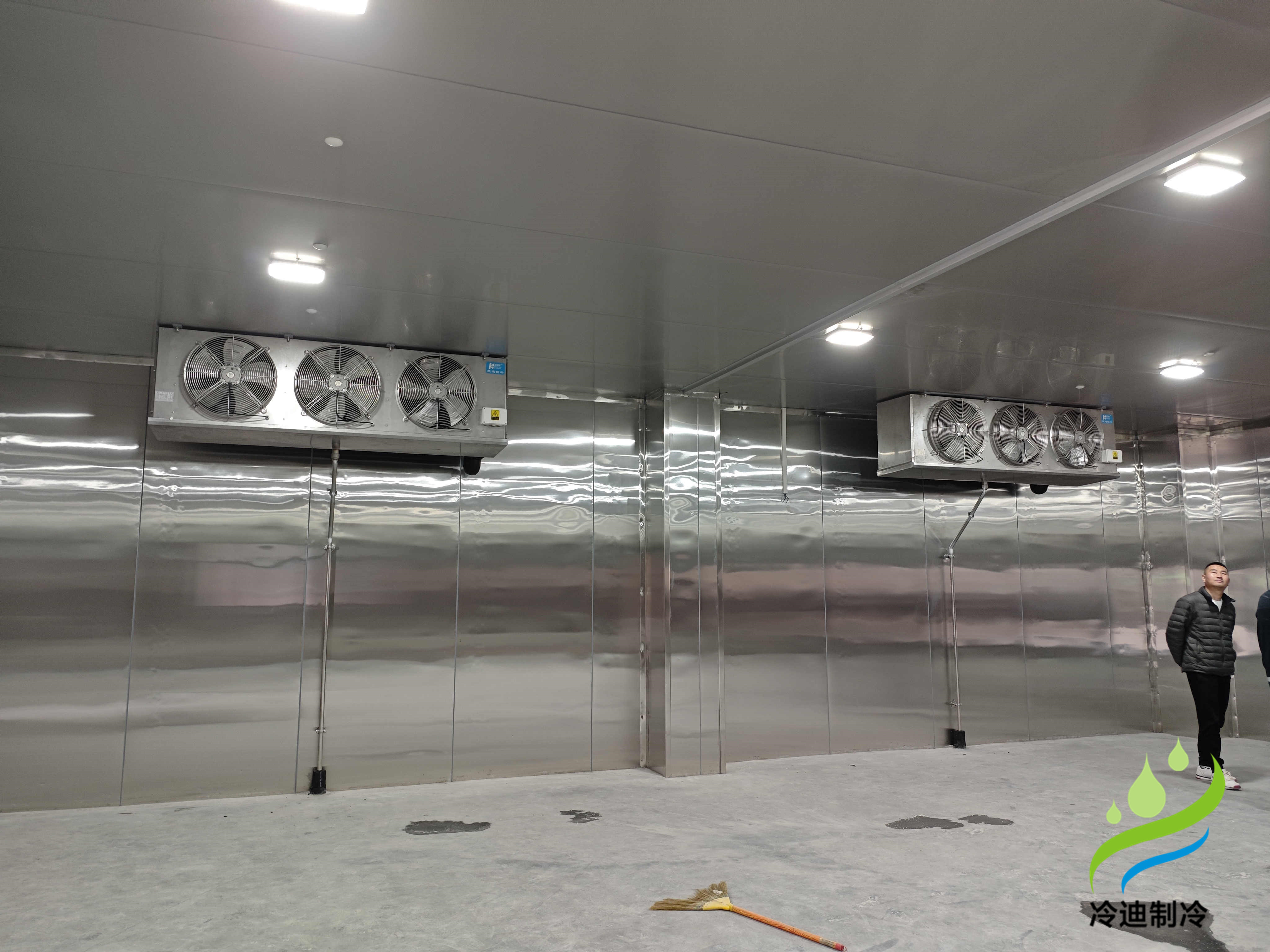 上海1000立方綜合型中央廚房冷